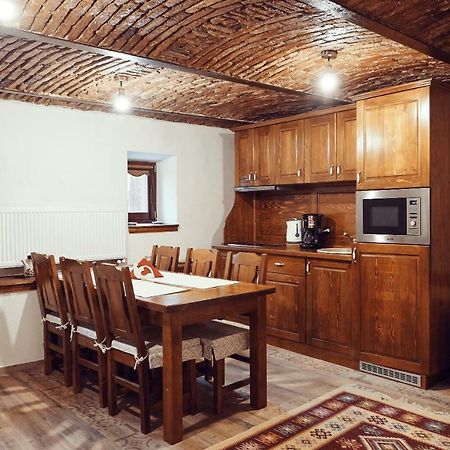 Cozy Apartment Brasov Ngoại thất bức ảnh