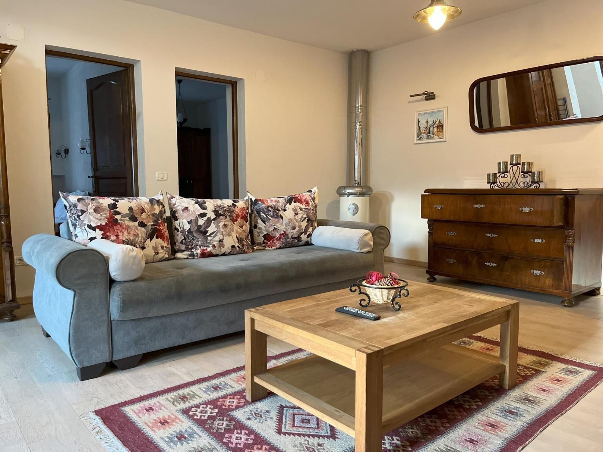 Cozy Apartment Brasov Ngoại thất bức ảnh