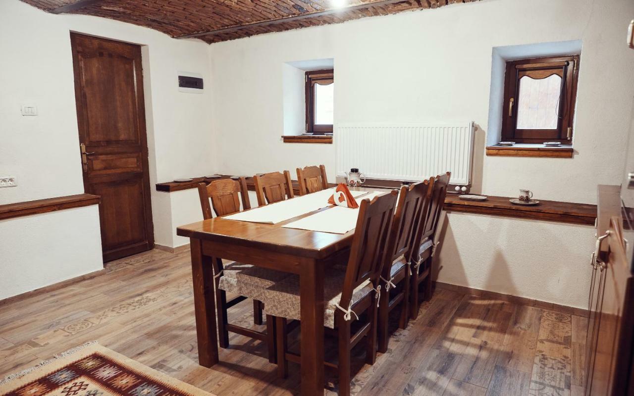 Cozy Apartment Brasov Ngoại thất bức ảnh
