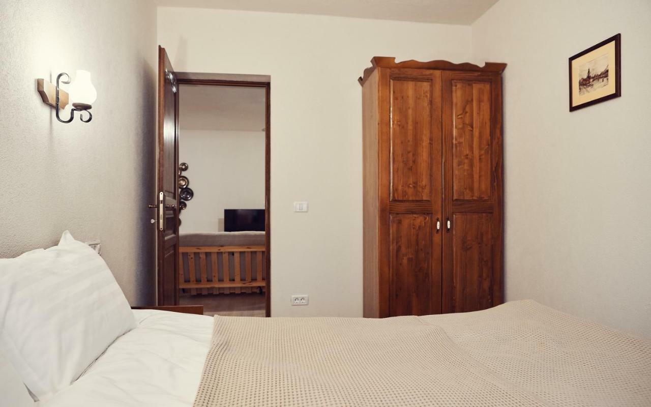 Cozy Apartment Brasov Ngoại thất bức ảnh